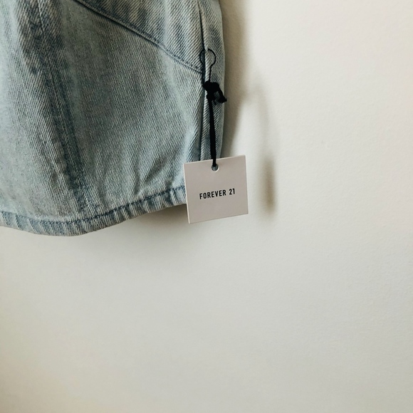 Forever 21 - Denim Crop Top - size small - NWT - Picture 2 of 3